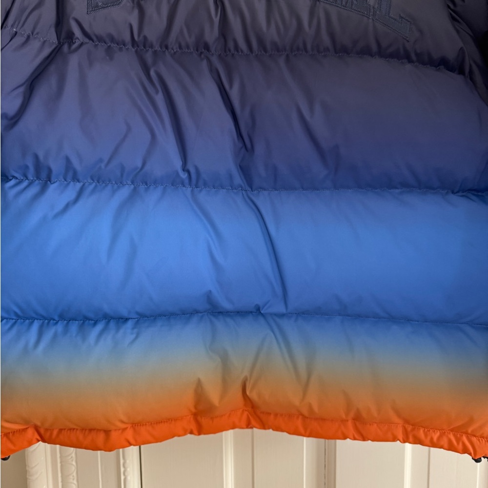 Supreme Gradient Puffer Jacket size Medium - image 4